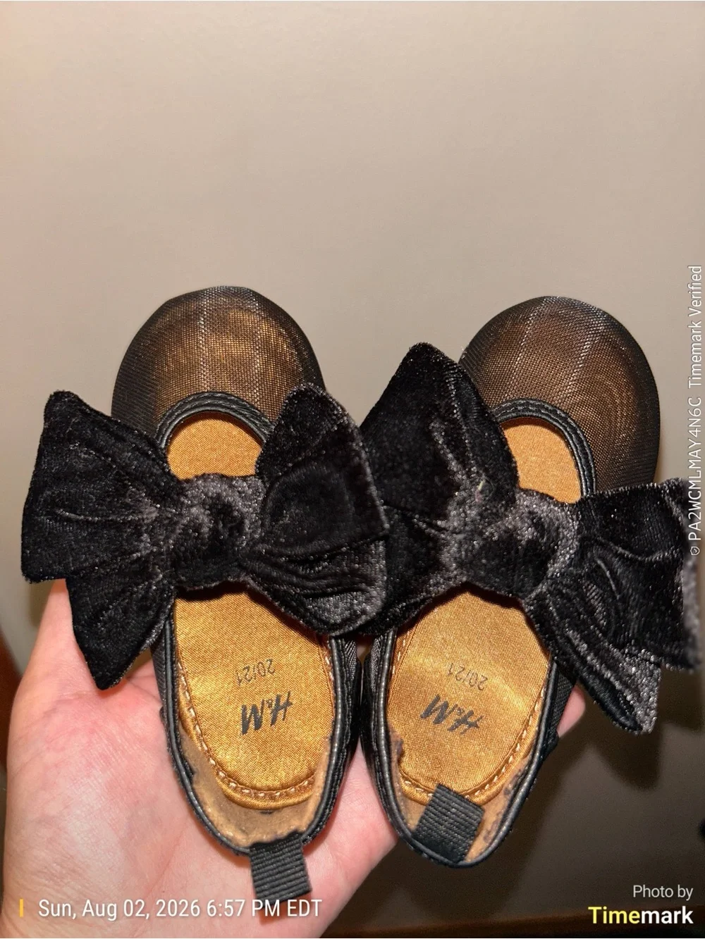 H&M Kids Black Bow Slip-On Shoes 5.5 baby